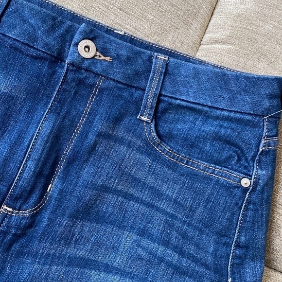 Arizona Jean Skirt - Picture 4 of 8